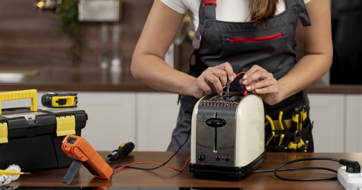 Semaine européenne de la réduction des déchets : découvrez le Repair café, pour apprendre à réparer au lieu de jeter !